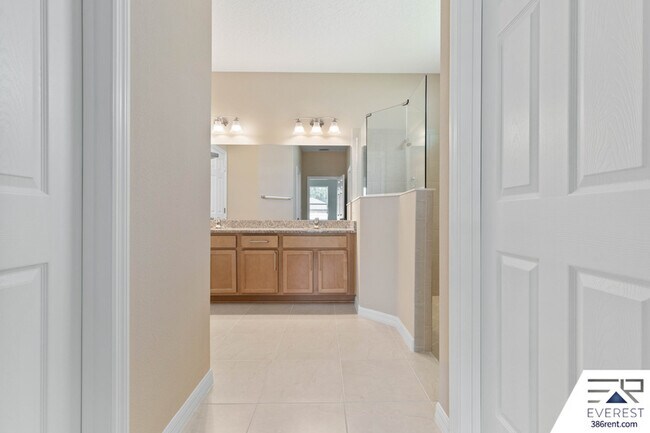 Building Photo - 4 Postman Ln