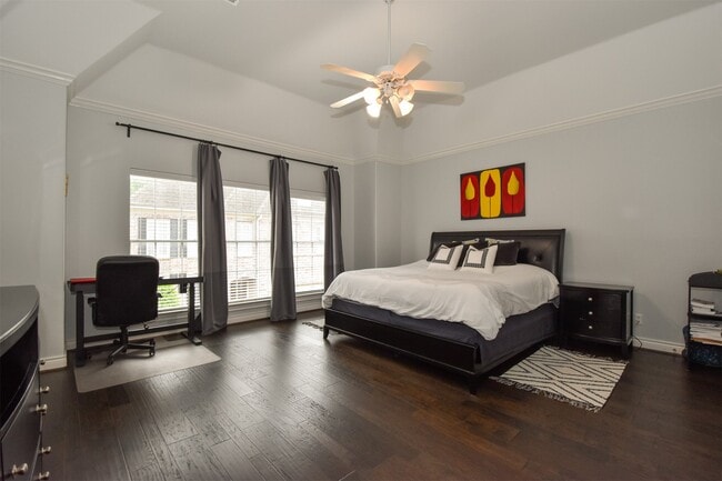 Building Photo - 3226 Pemberton Cir Dr