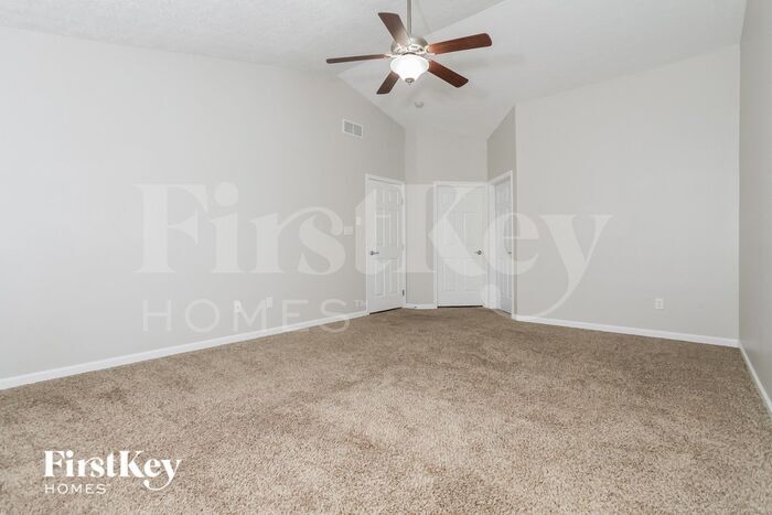 Building Photo - 5500 Appaloosa Cir