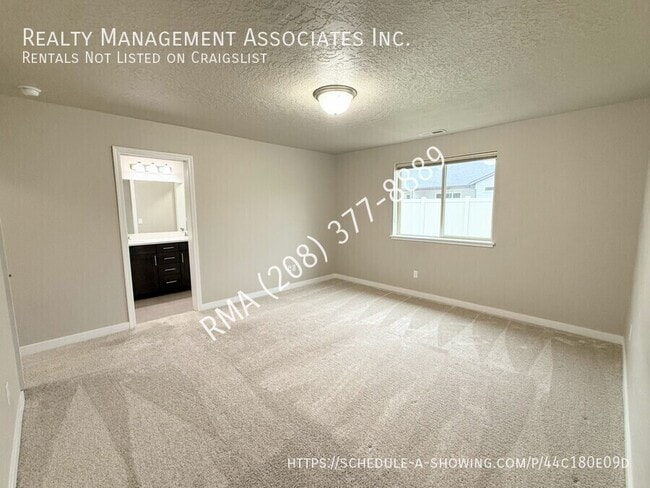 Building Photo - 1898 N Chandra Way