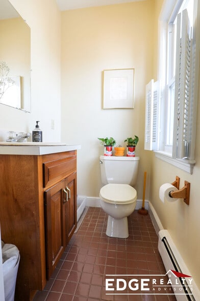 Building Photo - 7 Glenley Terrace