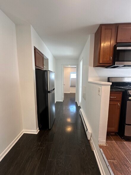 Building Photo - 751 S 22nd St