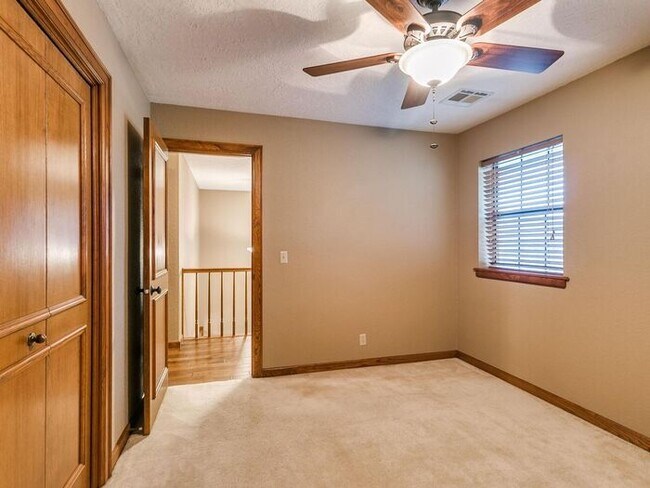 Building Photo - *Rare Find* Stunning Brookhaven 4 Bed 2.5 ...