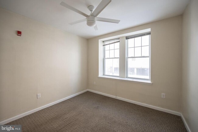 Building Photo - 1501 W Allegheny Ave