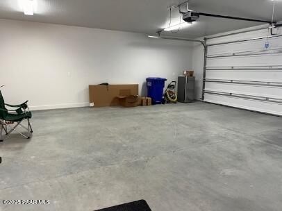 Building Photo - 620 Prescott Heights Dr