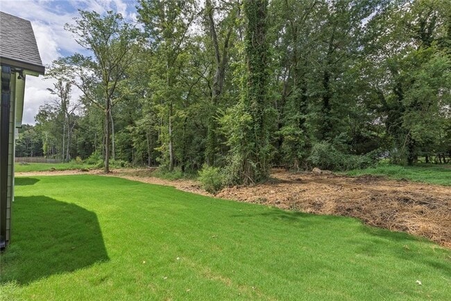 Building Photo - 3 Forsyth St NE