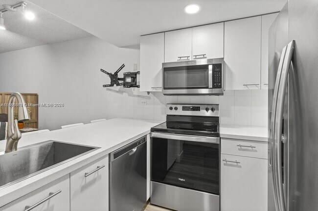 Building Photo - 2801 Florida Ave