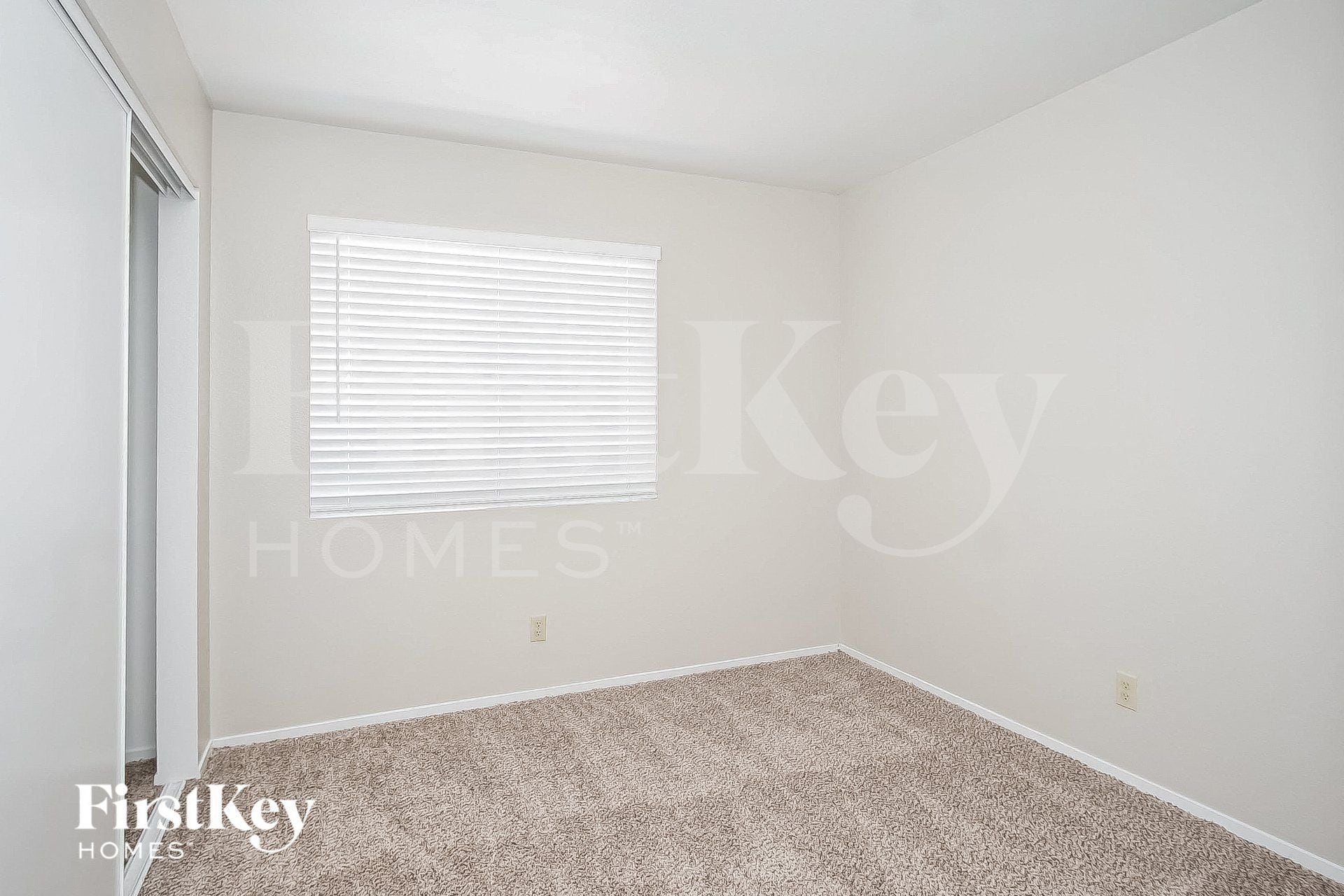 Building Photo - 5317 Sandstone Dr