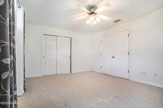 Building Photo - 6115 Sabal Point Cir