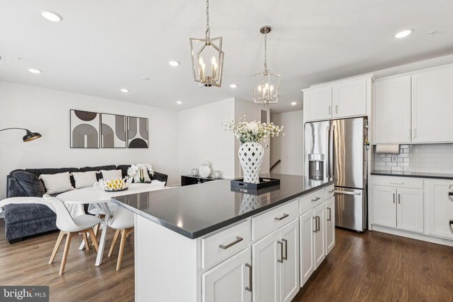 Building Photo - 42597 Nubbins Ter