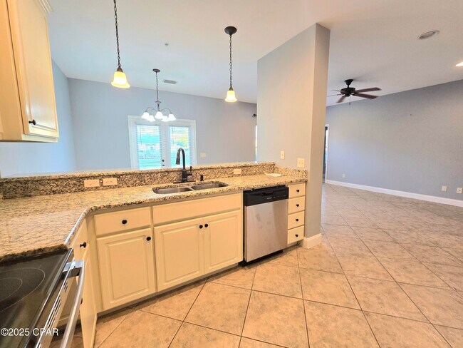 Building Photo - 1729 Annabellas Dr