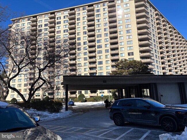 Building Photo - 5225 Pooks Hill Rd