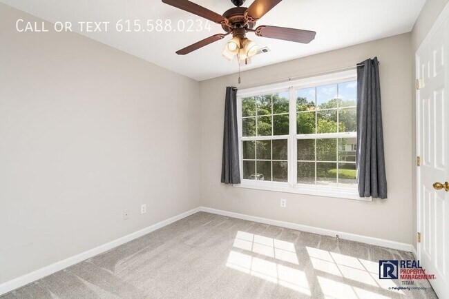 Building Photo - 3013 Pipkin Hills Dr