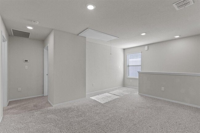 Building Photo - 222 Jaycen Ln