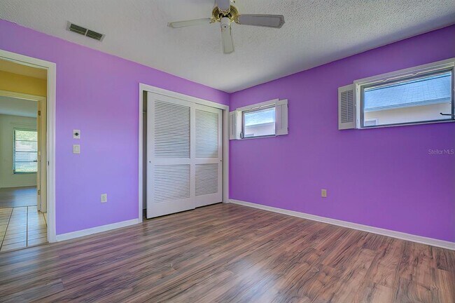 Building Photo - 8992 Hernando Way