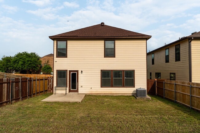 Building Photo - 1012 Tumbleweed Trail