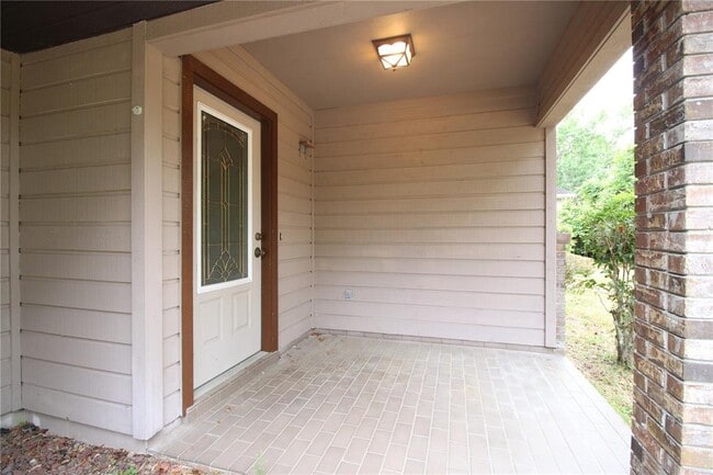 Building Photo - 4035 NW 37th Dr