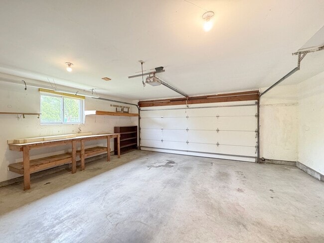 Building Photo - 41 McLaughlin Rd