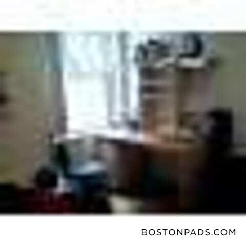 Building Photo - 89 Park Dr