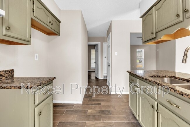 Building Photo - 6322 Kristen Cove