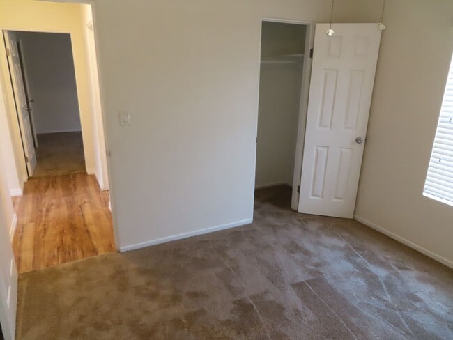 Building Photo - Three Bedroom Two Bath Home in La Mesa