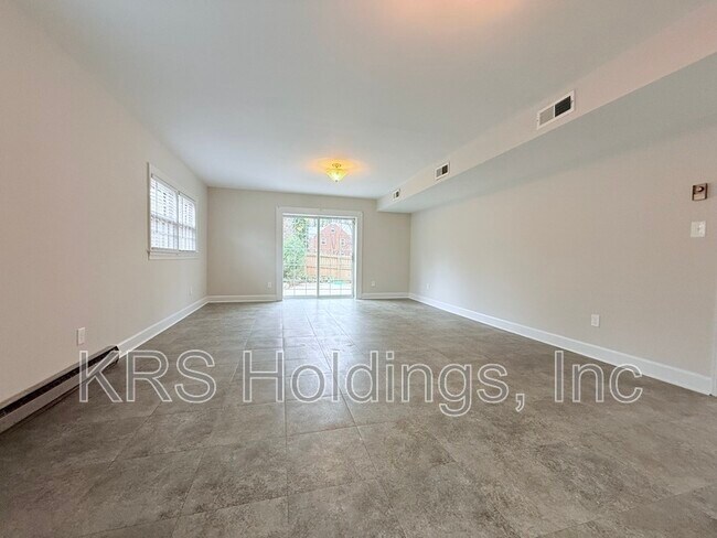 Building Photo - 2501 New Bern Ave