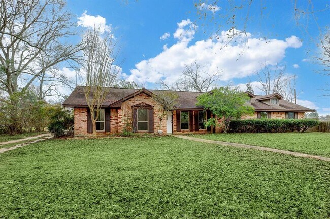 Building Photo - 10407 Fairview Dr