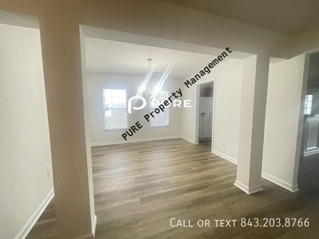 Building Photo - 111 Concord St