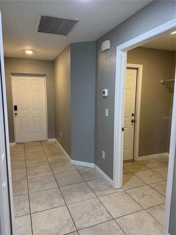 Building Photo - 17107 Thompson Ave