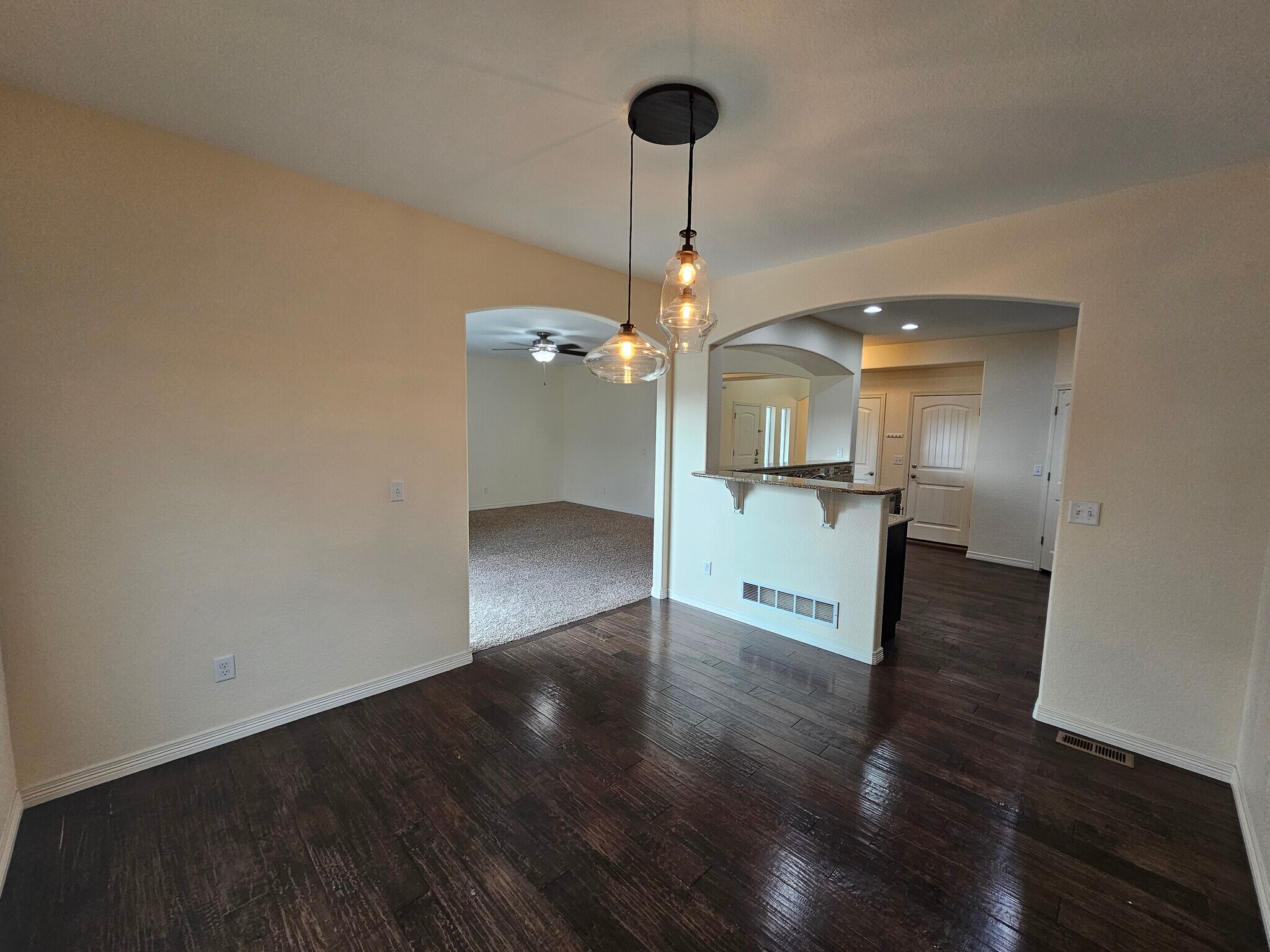 Building Photo - 6573 Roundup Butte St