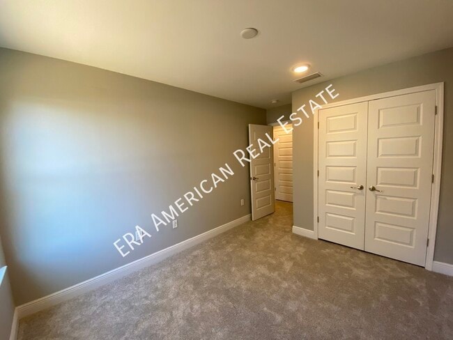 Building Photo - 1004 Grace Ln