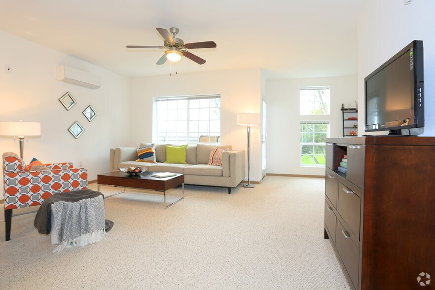 Primary Photo - Prospect Hill Apartments