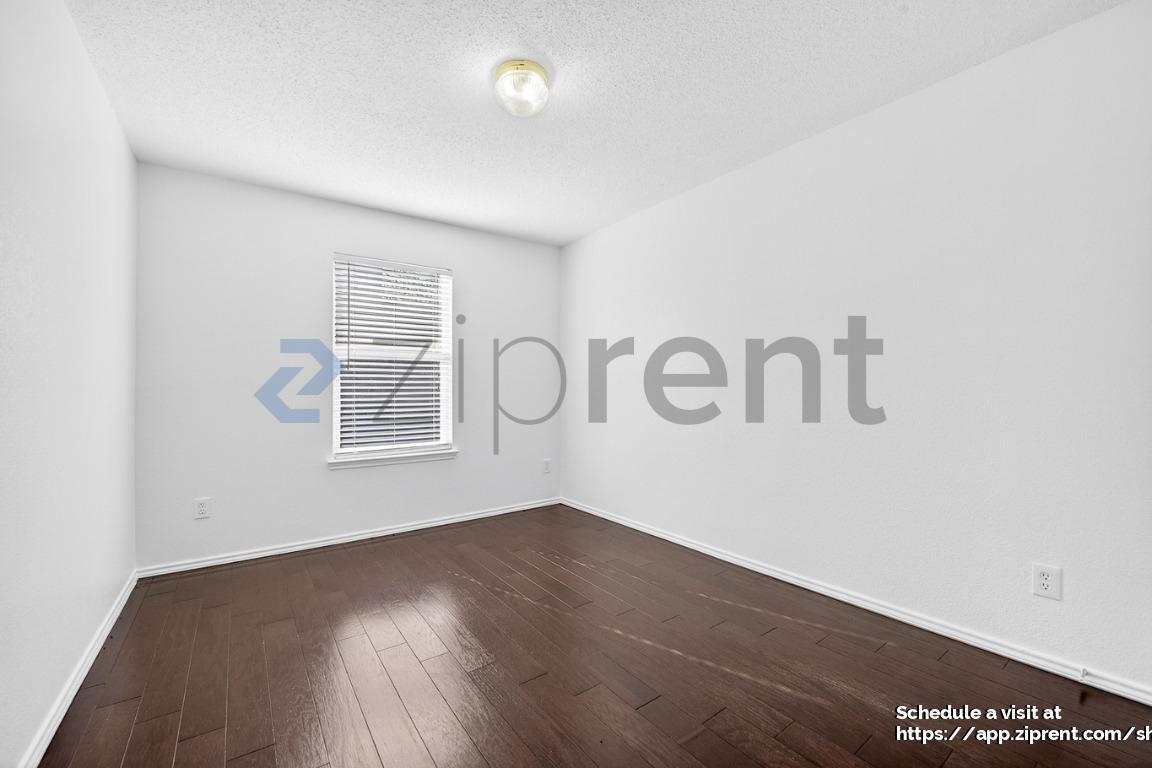 Building Photo - 1117 Beeblossom Dr