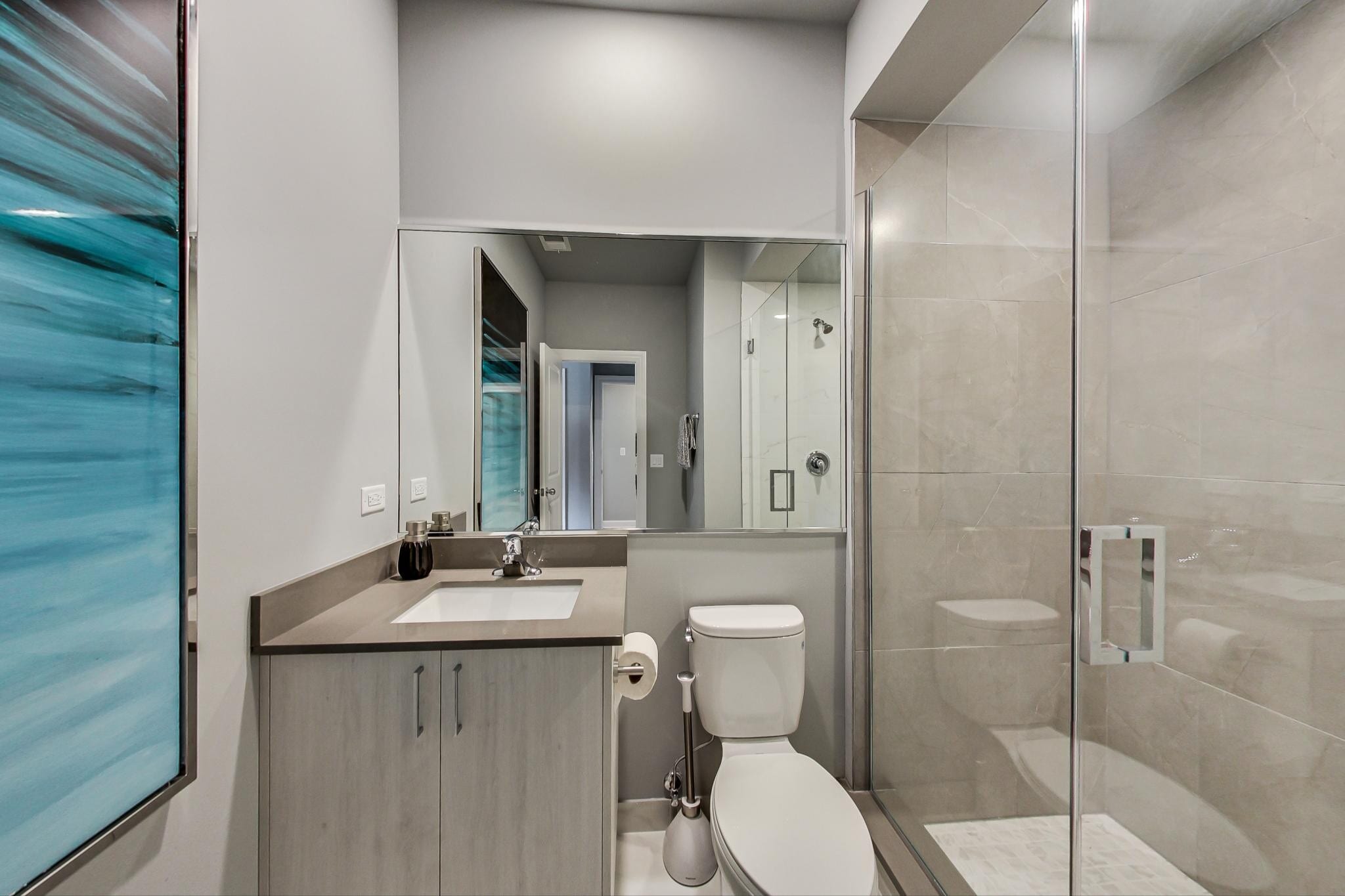 Building Photo - 5117 S Kenwood Ave