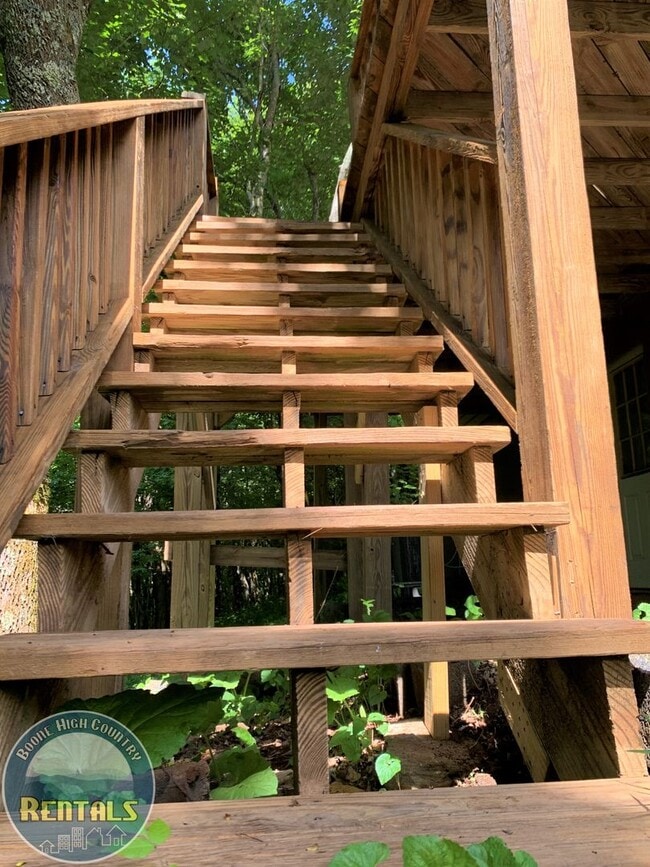 Building Photo - 159 David Sides Rd