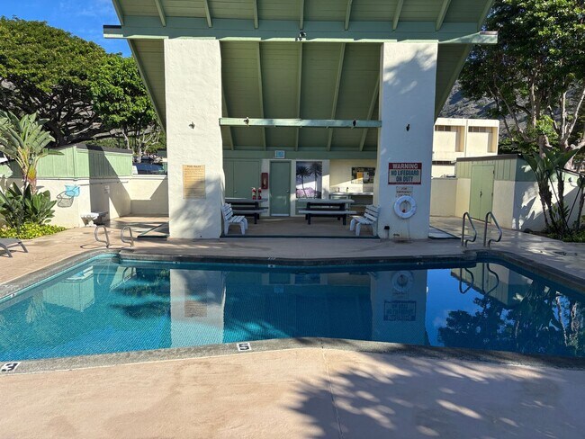 Building Photo - Hawaii Kai - The Village Green - 3 Bdrm/2 Bath/2 Prkg - $3,400