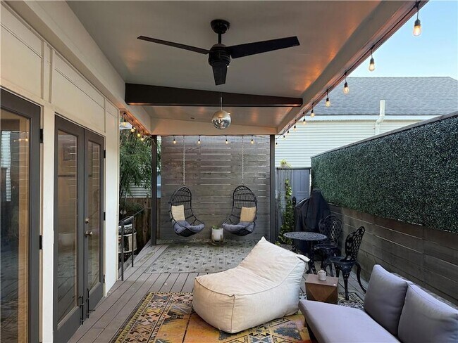 Building Photo - 2849 Danneel St
