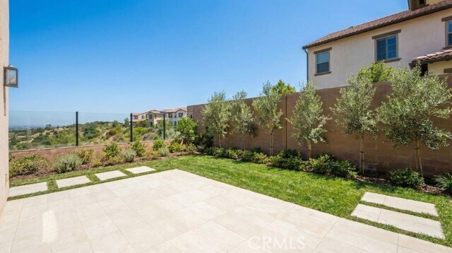 Building Photo - 147 Oceano