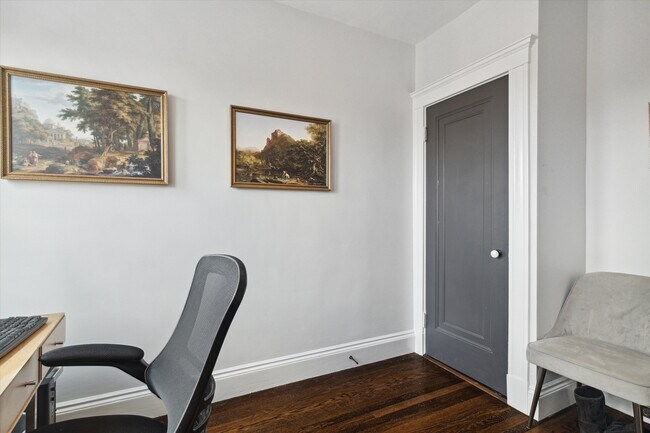 Building Photo - 6 Alton Ct