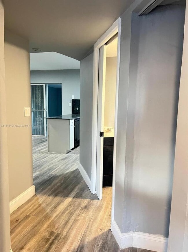 Building Photo - 451 NE 136th St