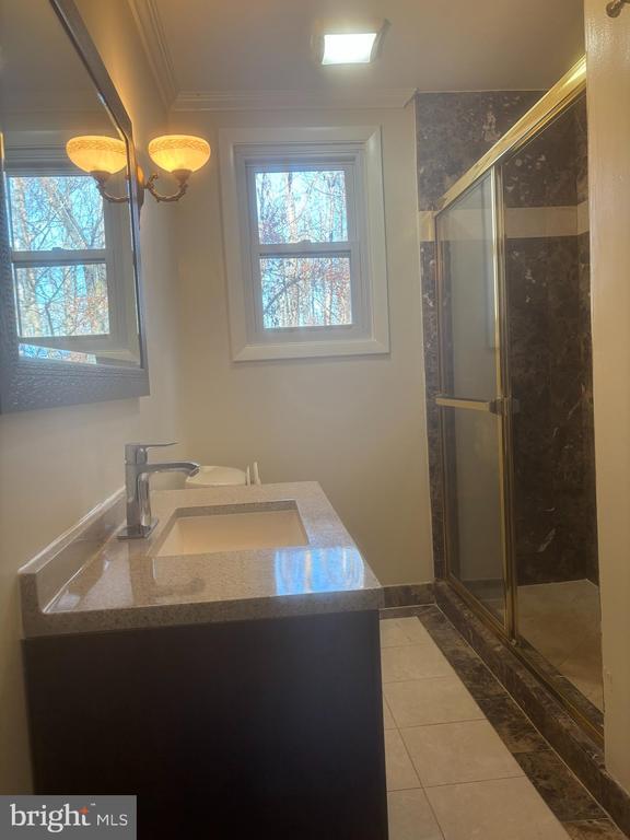 Building Photo - 7425 Dulany Dr