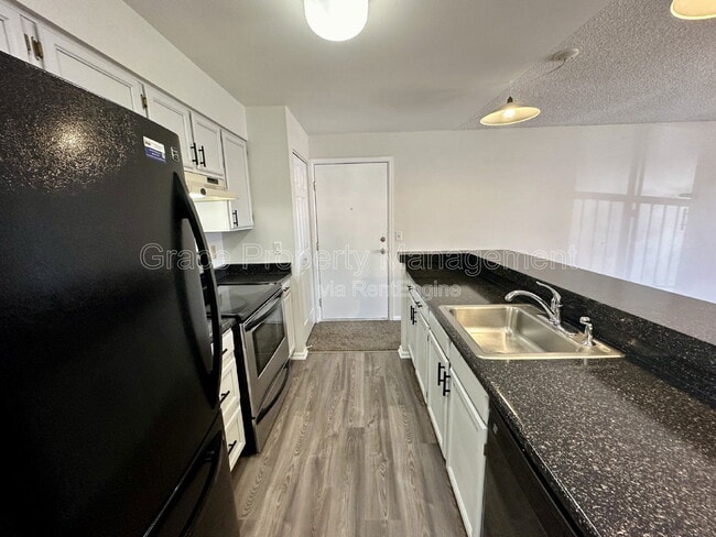 Building Photo - 4899 S Dudley St