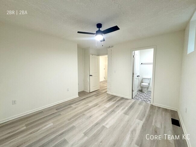 Building Photo - 1413 W 39th St