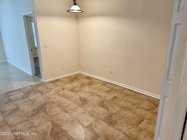 Building Photo - 1143 Summer Springs Drive