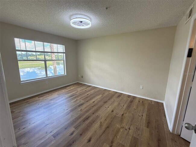 Building Photo - 2212 Grand Cayman Ct