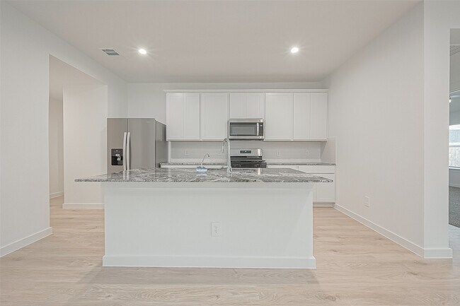 Building Photo - 4939 Pne Hvn Ln