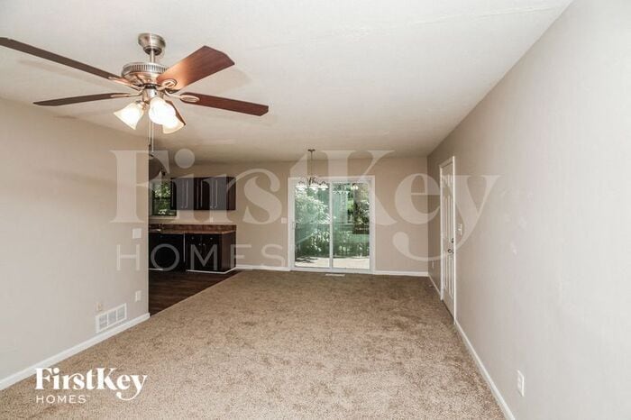 Building Photo - 4222 Anneewakee Rd