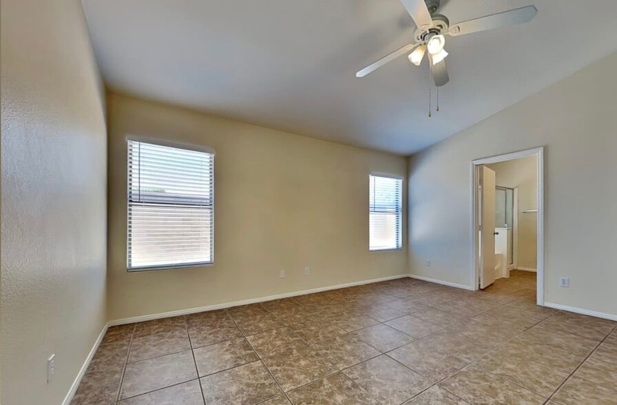 Building Photo - 4521 Possum Berry Ln