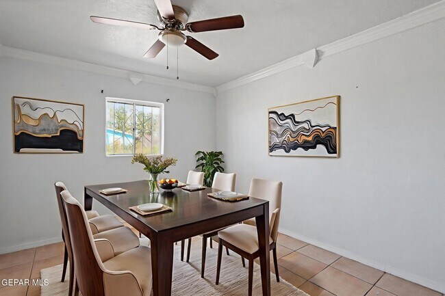 Building Photo - 1260 Las Pompas Rd