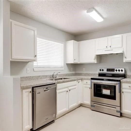 Building Photo - 9 San Esteban St